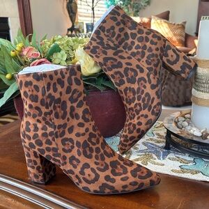 Brand New Leopard Print Chunky Block Heel Ankle Boots Animal Print Pointed Toe